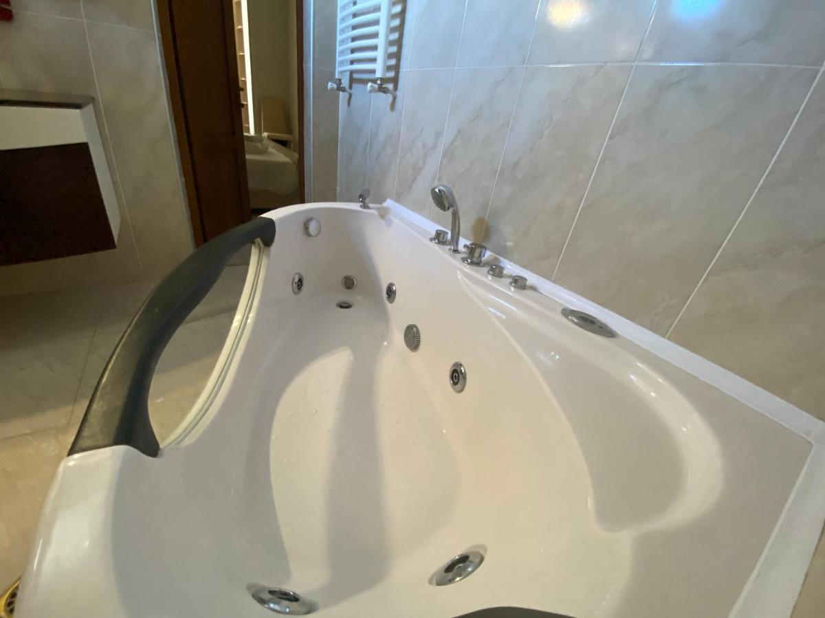 Hotel Aragvi Мцхета Екстер'єр фото
