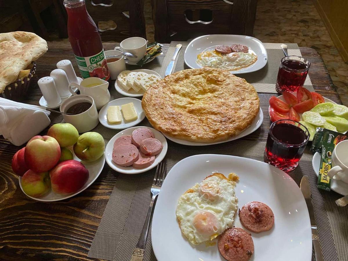 Hotel Aragvi Мцхета Екстер'єр фото